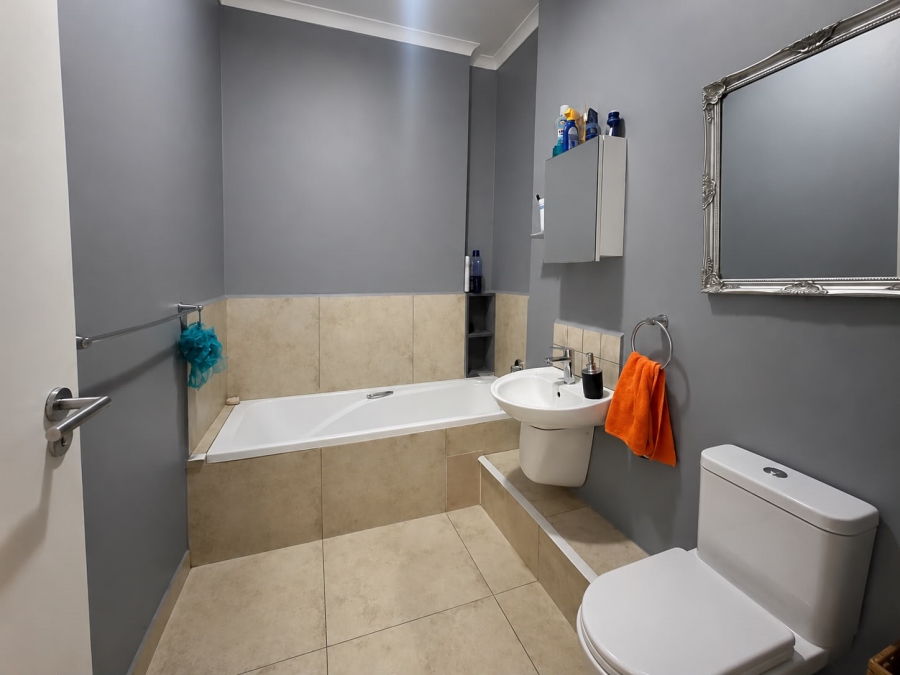 2 Bedroom Property for Sale in Nahoon Valley Park Eastern Cape